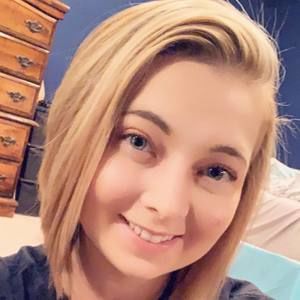 Meet your Posher, Daphany